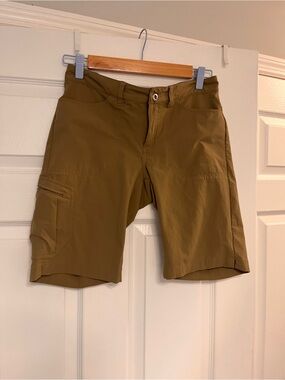 Patagonia Women’s Shorts in beige/Brown 4